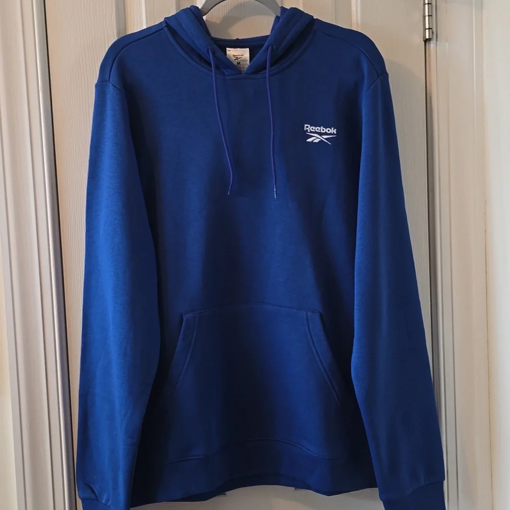 REEBOK BRAND SIGNATURE MEN'S BLUE PULLOVER FLEECE HOODIE SIZE MEDIUM - Picture 2 of 15